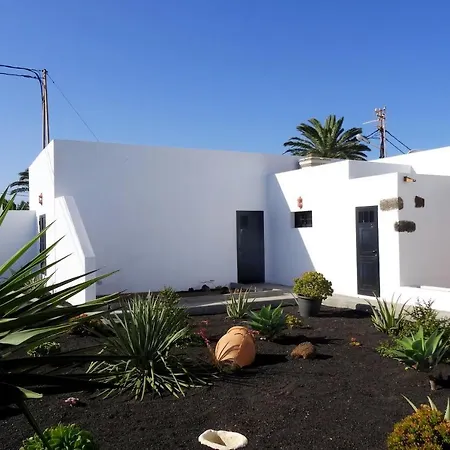 Refugio Yuco In La Vegueta *